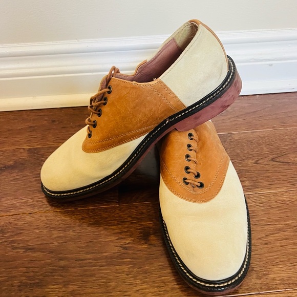 Classic Tan and Cream Men's Oxfords Jcrew - Picture 2 of 4